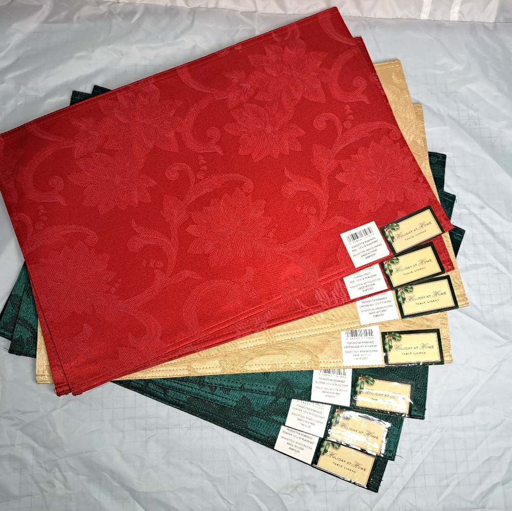 Holiday At Home Placemats Set of 7